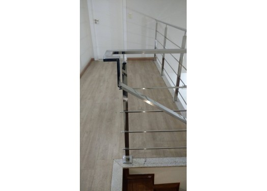 Corrimão Aço Inox com varetas quadradas